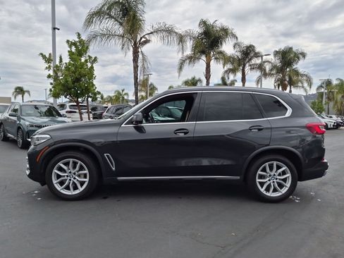 Used 2019 BMW X5 xDrive40i w/ Parking Assistance Package AWD/4WD image 7