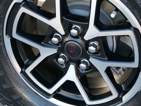 Used 2024 Jeep Wrangler Unlimited Rubicon image 26