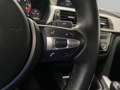 Used 2018 BMW M3 RWD image 15
