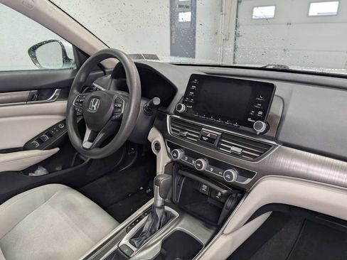 Used 2018 Honda Accord LX image 37