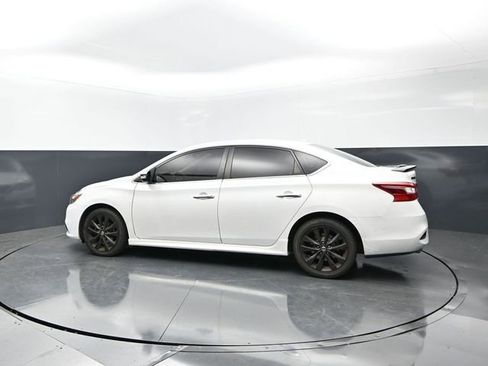 Used 2018 Nissan Sentra SR w/ SR Midnight Edition Package FWD image 2