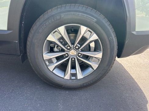 New 2026 Chevrolet Equinox LT w/ Convenience Package II image 42