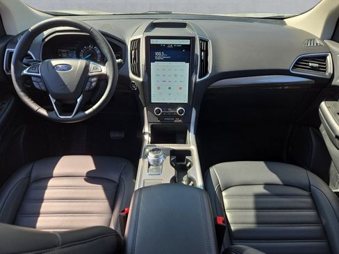 Used 2024 Ford Edge SEL w/ Convenience Package AWD/4WD image 9