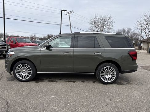 Certified 2024 Ford Expedition Limited image 19