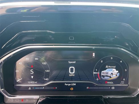 Used 2025 GMC Sierra 1500 Elevation image 14