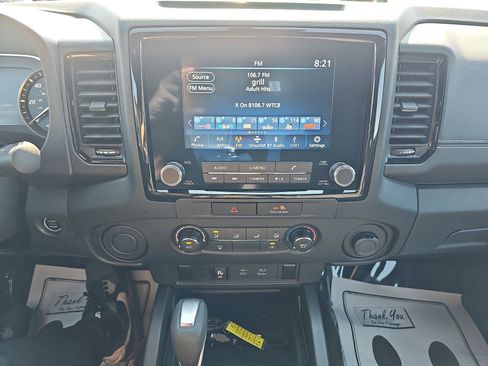 Used 2023 Nissan Frontier SV w/ Midnight Edition Package RWD image 21