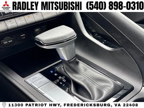 Used 2023 Hyundai Elantra SEL w/ Cargo Package FWD image 11