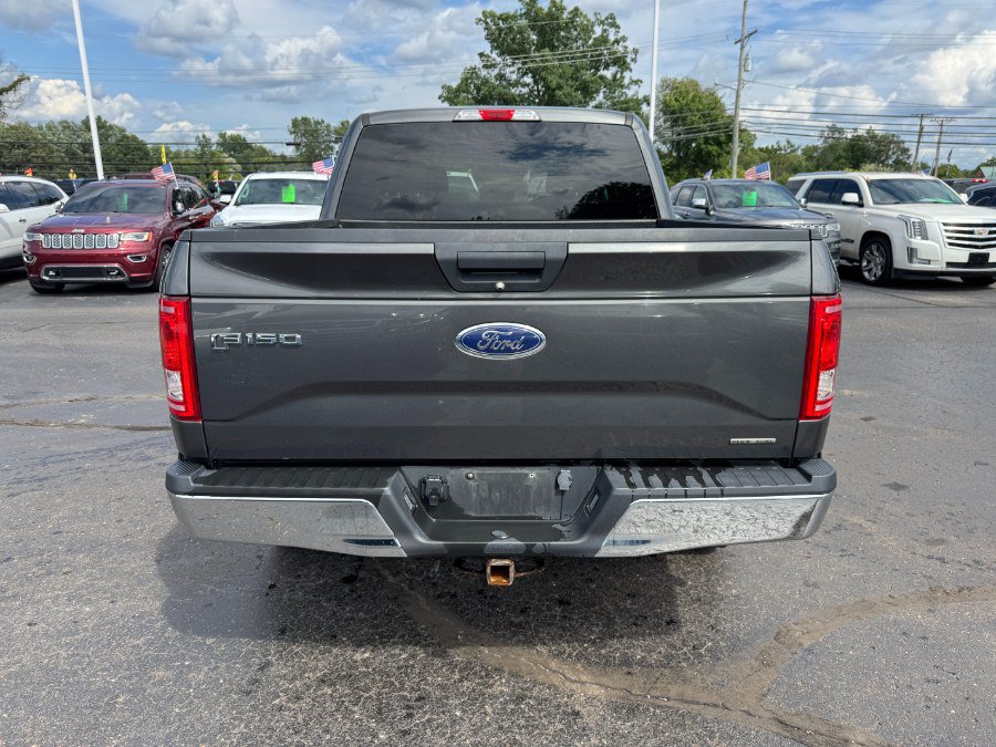 Used 2015 Ford F150 XLT AWD/4WD image 4