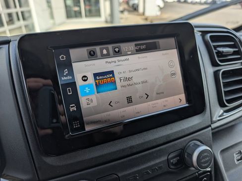 New 2026 RAM ProMaster 2500 w/ Convenience Group image 3