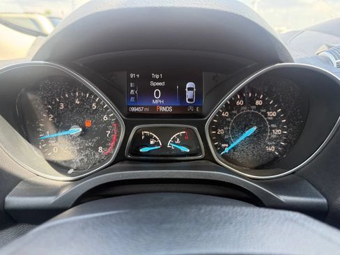 Certified 2018 Ford Escape SE w/ SE Sync 3 Package FWD image 25