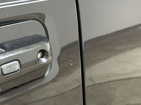 Used 2015 Ford F150 Lariat image 33