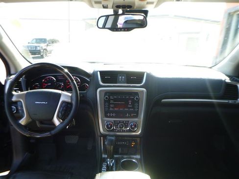 Used 2015 GMC Acadia Denali image 10