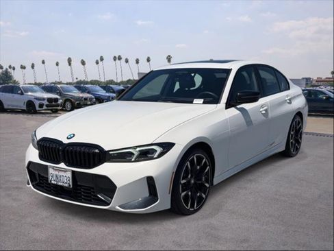 Used 2025 BMW 330i Sedan w/ M Sport Package RWD image 1