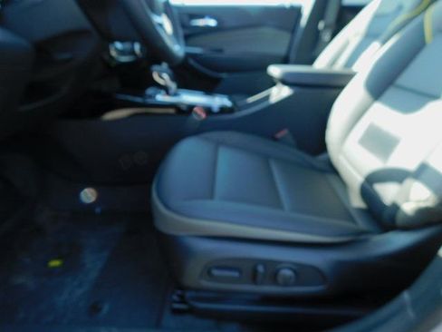 New 2026 Chevrolet Trax ACTIV w/ Driver Confidence Package image 24