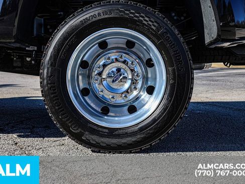 Used 2025 Ford F450 Platinum w/ Snow Plow Prep Package image 17