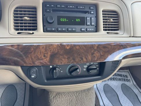 Used 2008 Mercury Grand Marquis GS RWD image 28