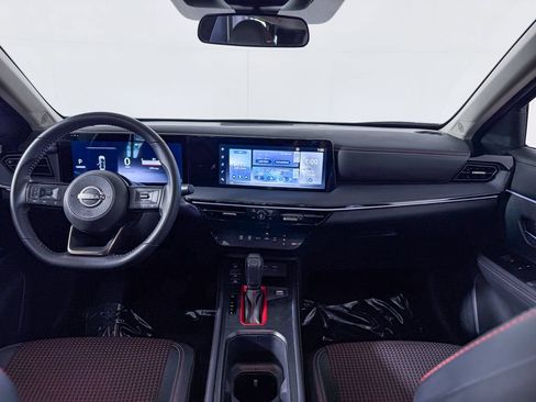 Certified 2025 Nissan Kicks SR AWD/4WD image 14