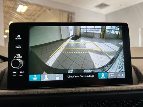 Used 2025 Honda CR-V Sport-L image 13