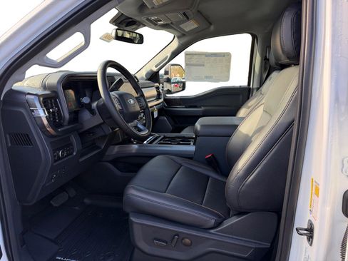 New 2026 Ford F350 Lariat w/ FX4 Off-Road Package image 9