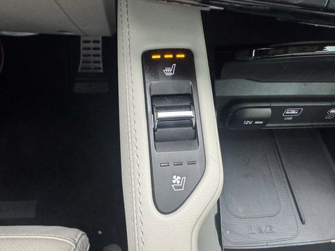 Used 2024 Kia Telluride SX image 23