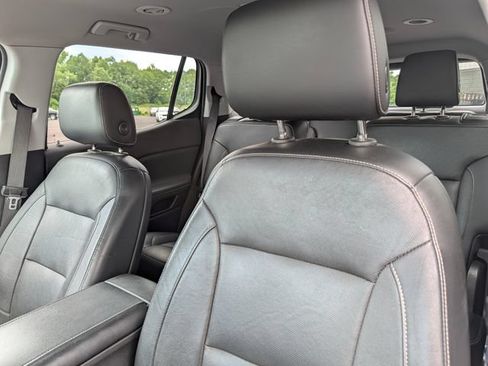 Used 2019 GMC Acadia SLT AWD/4WD image 10