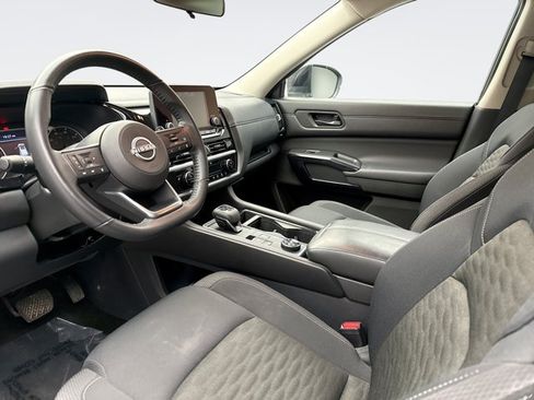 Used 2025 Nissan Pathfinder SV AWD/4WD image 10
