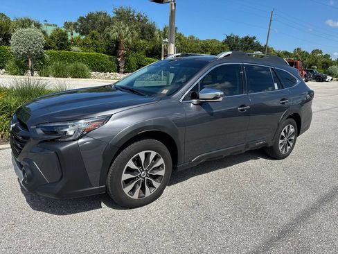 Used 2024 Subaru Outback Touring XT AWD/4WD image 1