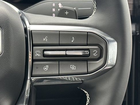 New 2026 GMC Acadia Denali w/ Super Cruise Package FWD image 22
