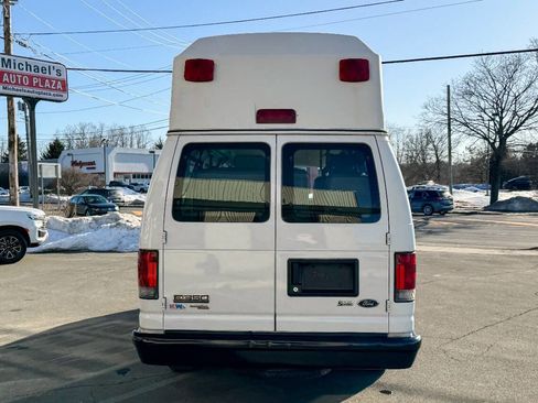 Used 2011 Ford E-350 and Econoline 350 Extended Super Duty w/ PWR Group image 11