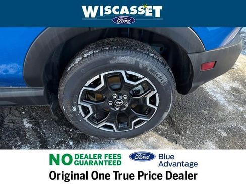 Certified 2025 Ford Bronco Sport Outer Banks w/ Outer Banks Tech Package+ AWD/4WD image 36