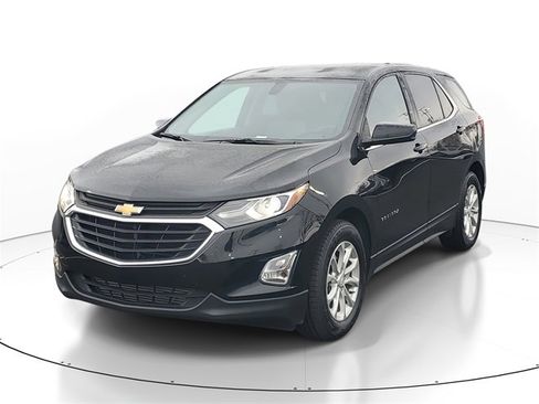 Used 2018 Chevrolet Equinox LT image 2