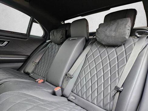 Used 2024 Mercedes-Benz S 580 4MATIC Sedan image 15