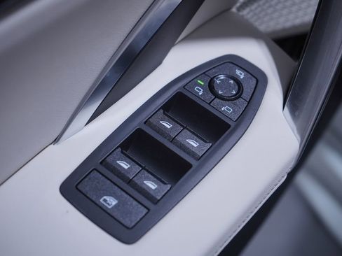 New 2026 BMW X2 xDrive28i w/ M Sport Package image 11