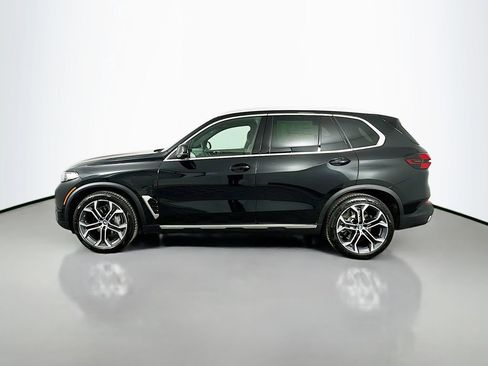 Used 2026 BMW X5 xDrive50e w/ Climate Comfort Package AWD/4WD image 8