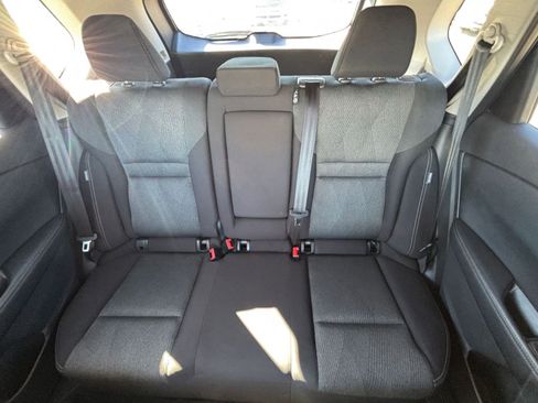 Used 2025 Nissan Rogue SV image 40