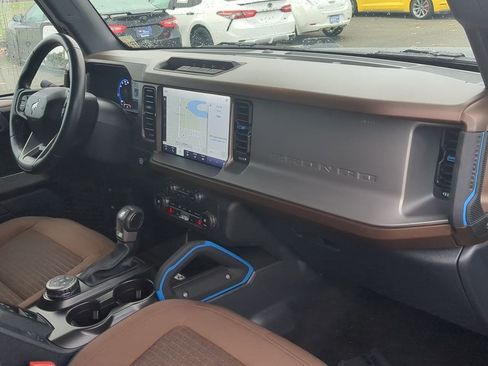 Used 2023 Ford Bronco Outer Banks AWD/4WD image 28