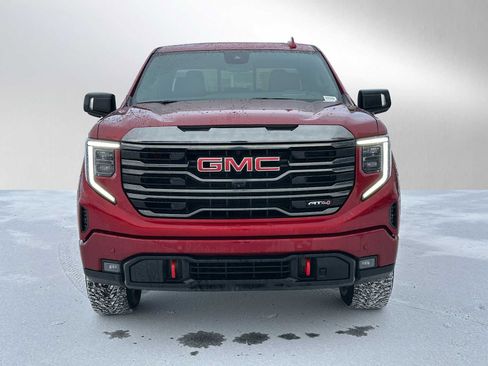 Used 2023 GMC Sierra 1500 AT4 w/ Technology Package image 8
