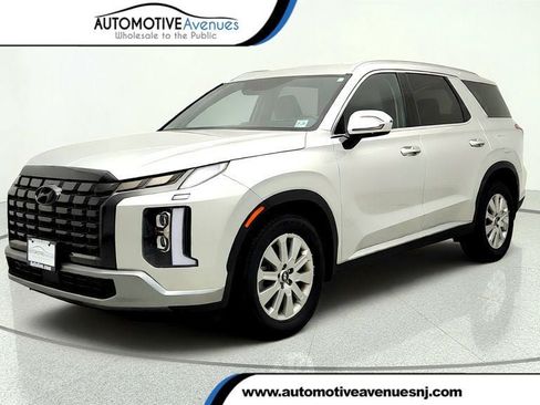 Used 2024 Hyundai Palisade SEL AWD/4WD image 1