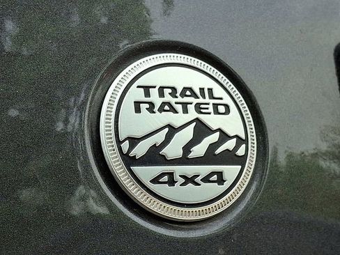 Used 2020 Jeep Wrangler Sport AWD/4WD image 30