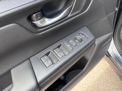 Certified 2025 Honda CR-V Sport image 10