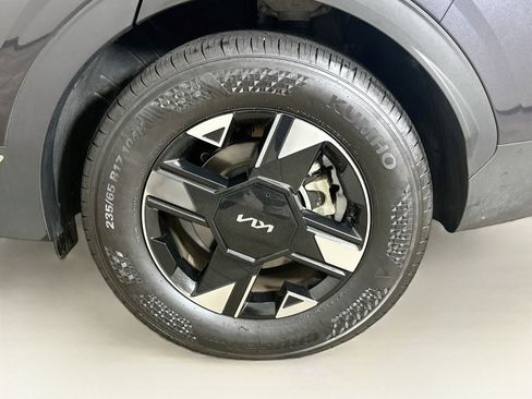 Used 2026 Kia Sportage LX FWD image 11