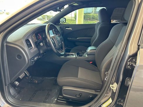 Used 2023 Dodge Charger R/T w/ Blacktop Package image 5