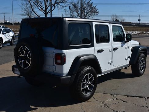 Used 2024 Jeep Wrangler Sport S image 5
