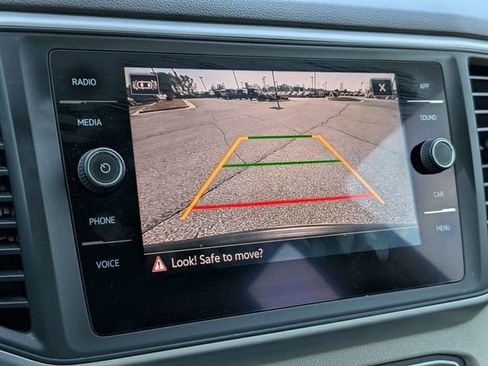 Used 2021 Volkswagen Atlas SE w/ Towing Package image 20