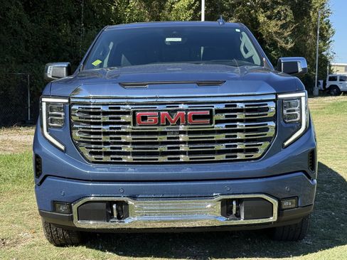 New 2026 GMC Sierra 1500 Denali w/ Denali Reserve Package image 7