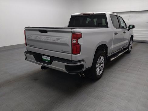 Used 2020 Chevrolet Silverado 1500 Custom w/ Custom Value Package RWD image 9