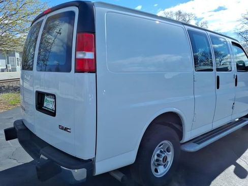 Used 2024 GMC Savana 2500 w/ Driver Convenience Package RWD image 5