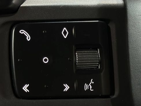 Used 2023 Land Rover Defender 110 X AWD/4WD image 26