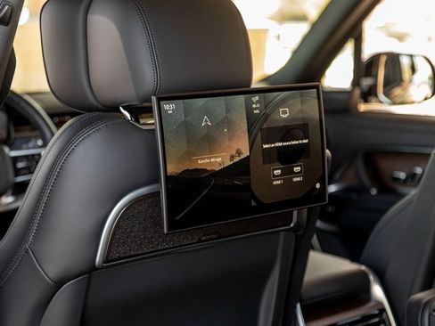 Used 2025 Land Rover Range Rover Autobiography image 22