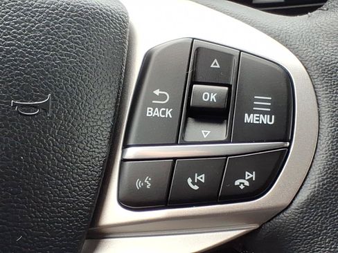 Used 2024 Ford Explorer XLT w/ Equipment Group 202A AWD/4WD image 27